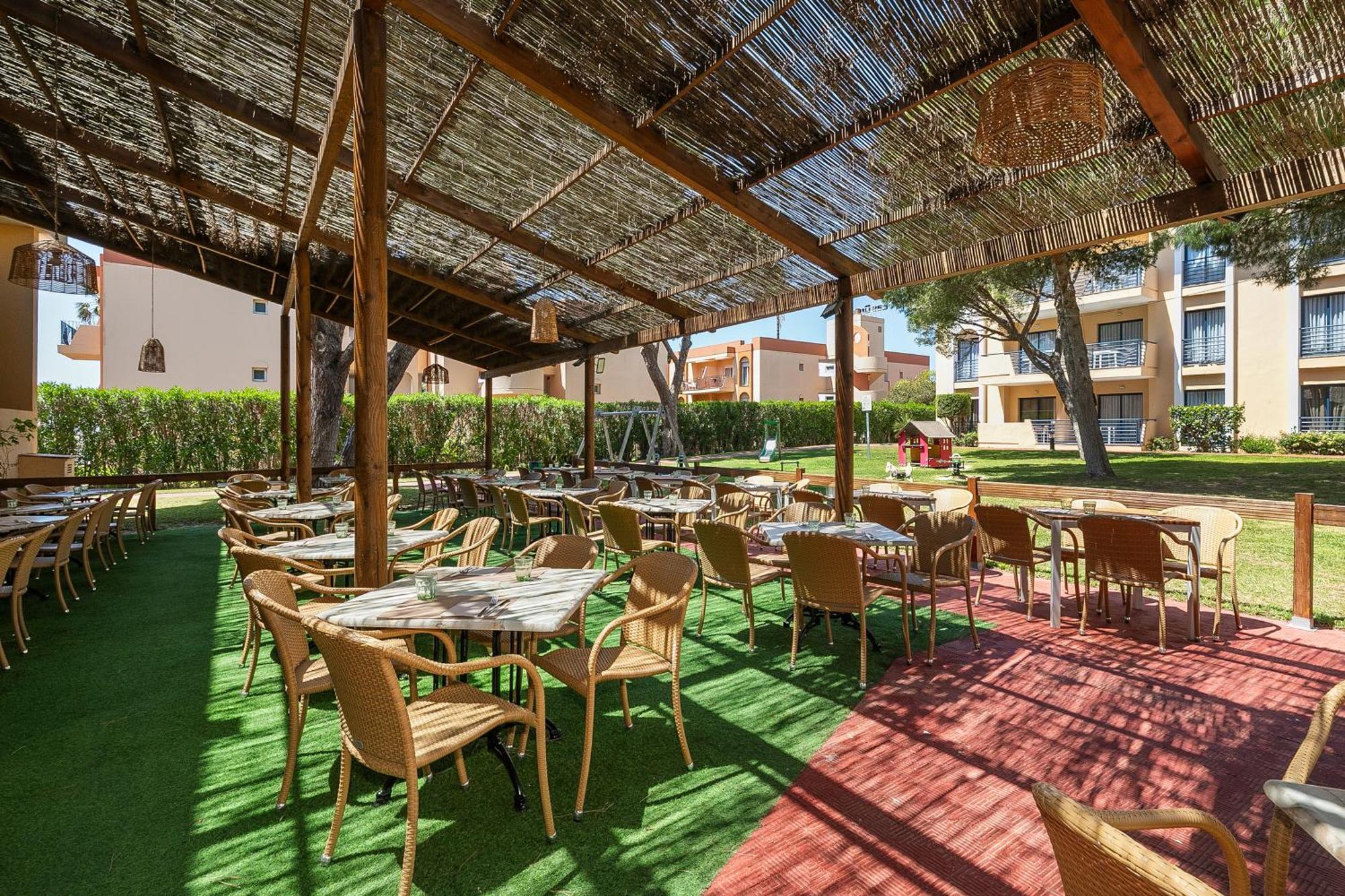 Sol Sancti Petri Aparthotel Chiclana de la Frontera Exterior foto