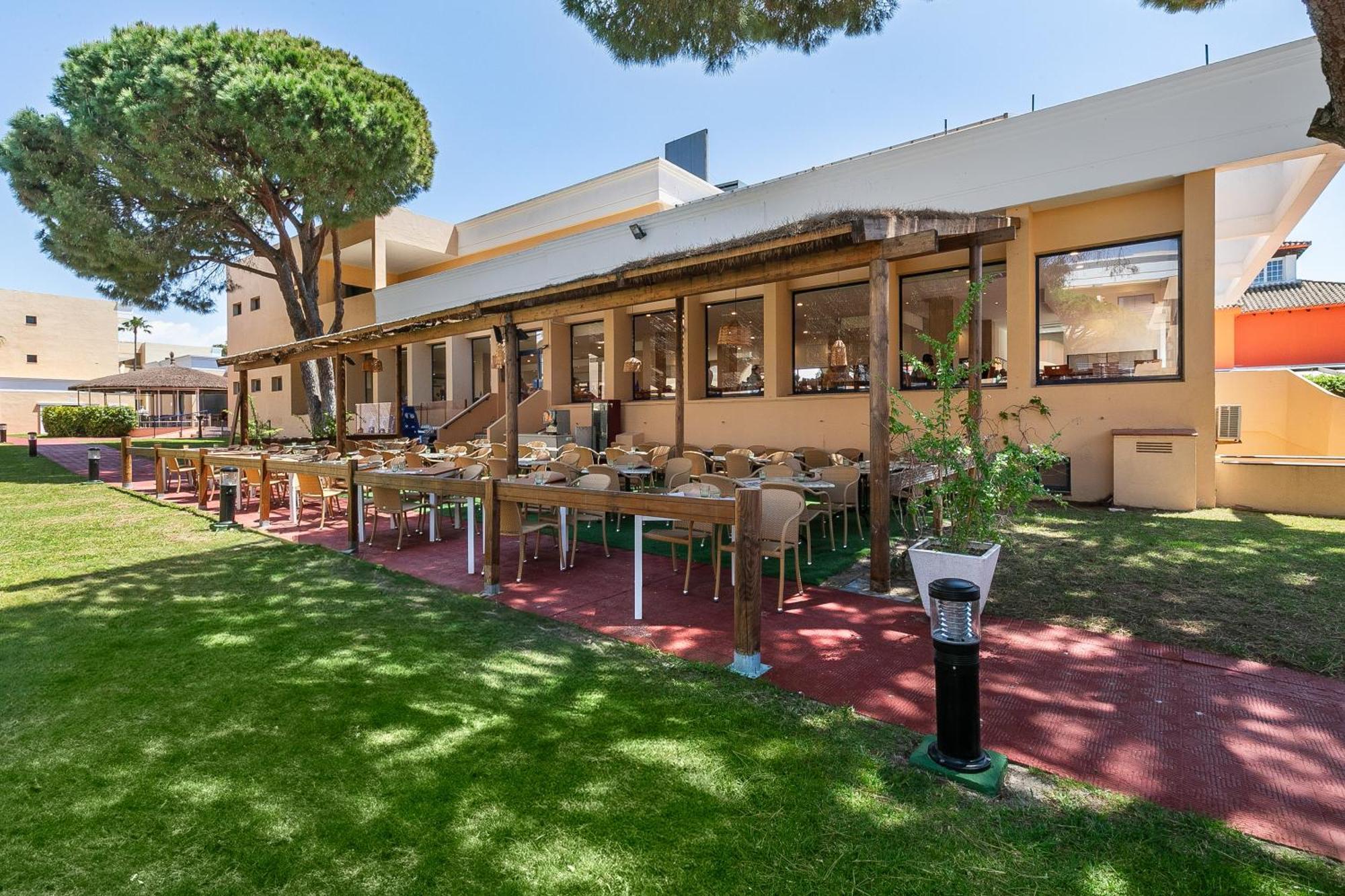 Sol Sancti Petri Aparthotel Chiclana de la Frontera Exterior foto